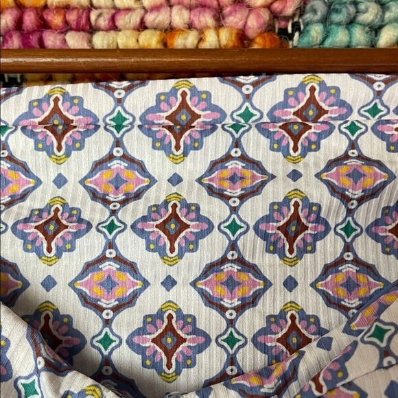 Patterned Two Piece  Swimsuit - Picture 3 of 8